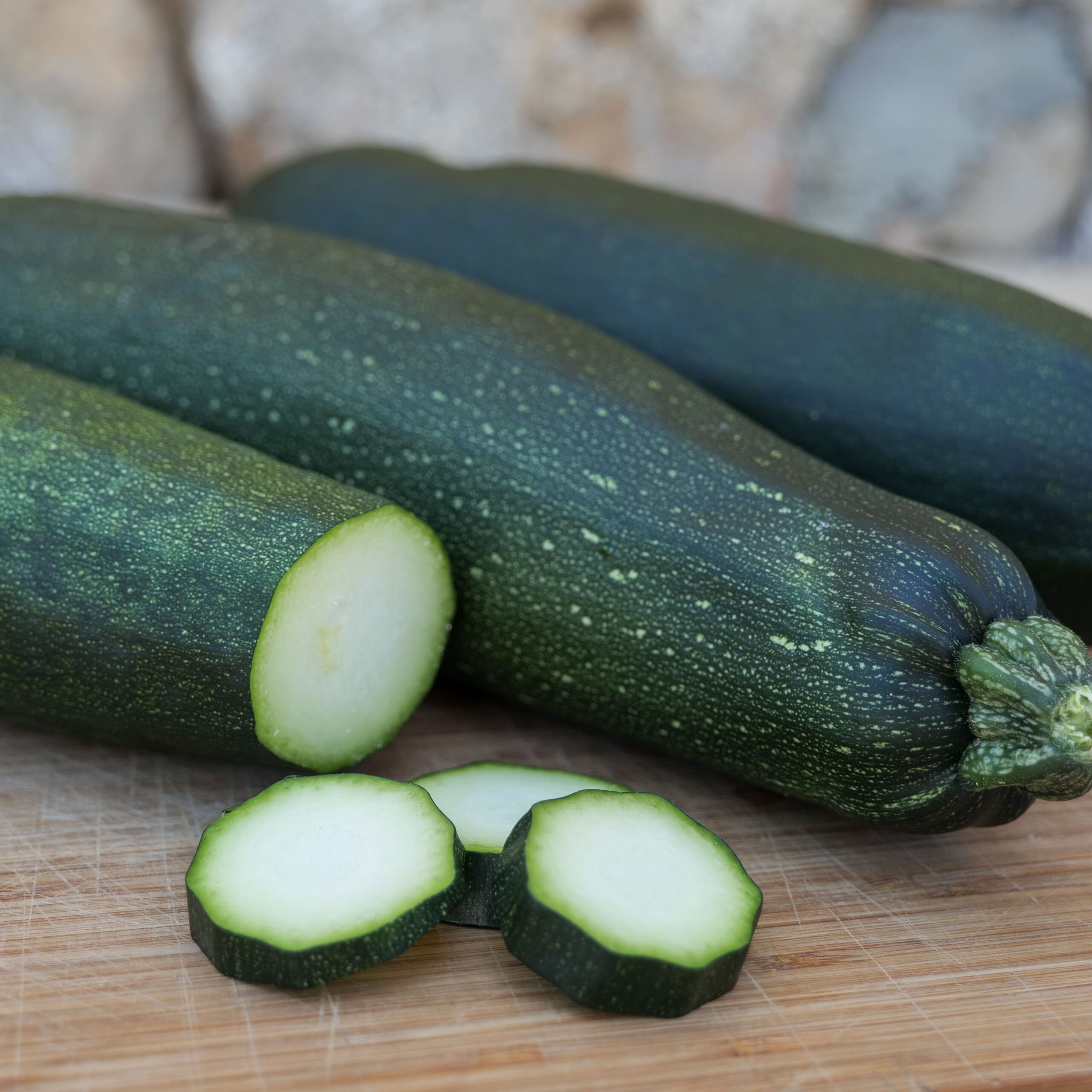 FR053_Curgete_Black_Beauty